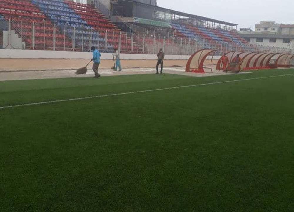 خبرنگاران چمن ورزشگاه وطنی برای دیدار نساجی با تراکتور خبرنگاران چمن ورزشگاه وطنی برای دیدار نساجی با تراکتور آماده شد