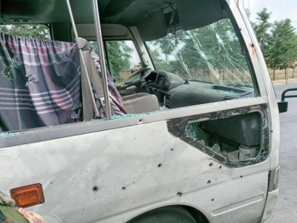حمله به خودروی دانشگاه در افغانستان، 4 کشته و 11 زحمی حمله به خودروی دانشگاه در افغانستان، 4 کشته و 11 زحمی